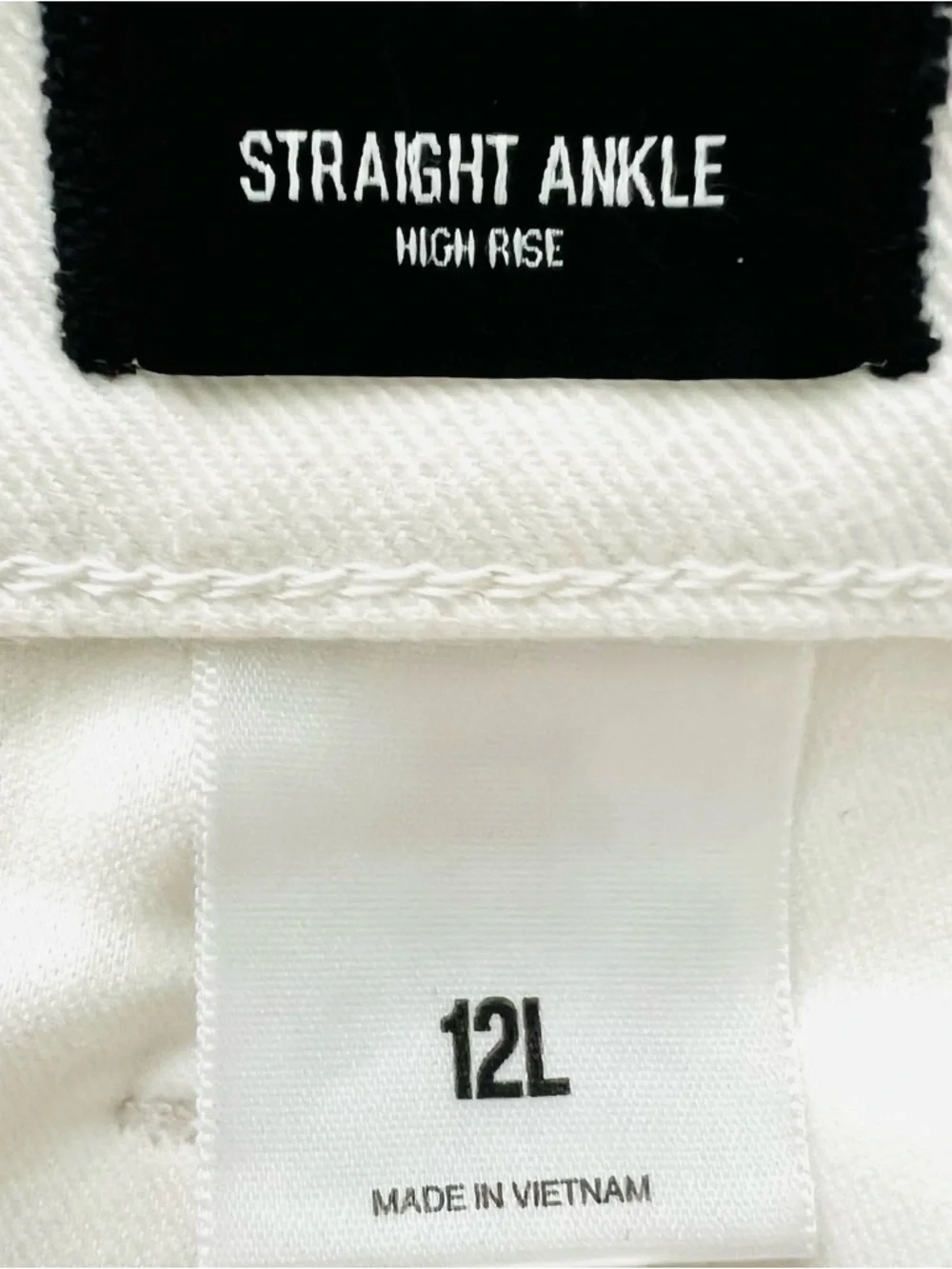 Express White High-Rise Straight Leg Distressed Ankle Jean Size 12L